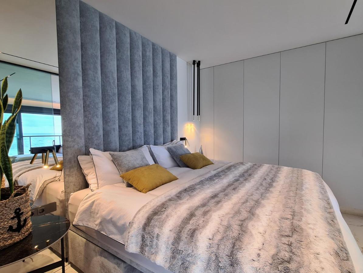 Baltic View Luxury Apartment Gardenia Front Dziwnow Bagian luar foto